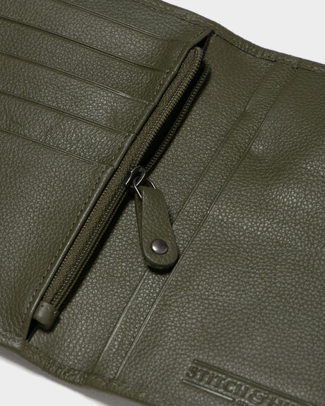 OLIVE MENS ACCESSORIES STITCH AND HIDE WALLETS - TC_ATLAS_OLIVE