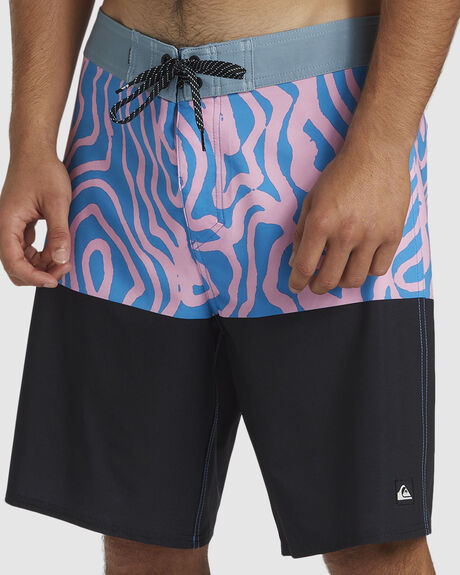 CROWN BLUE MENS CLOTHING QUIKSILVER BOARDSHORTS - AQYBS03646-BQY6