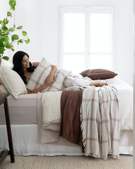 CLOVE HOME + BODY HOME BAMBURY FURNISHINGS - BLVVIDTRCLO