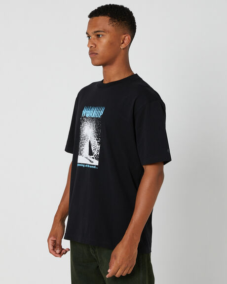 BLACK MENS CLOTHING WORSHIP GRAPHIC TEES - WORW23-114BBLACK