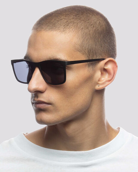 MATTE BLACK MENS ACCESSORIES LE SPECS SUNGLASSES - LSP1602163MTBLK