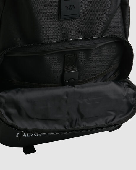 BLACK MENS ACCESSORIES RVCA BAGS + BACKPACKS - UVYBP00102-BLK