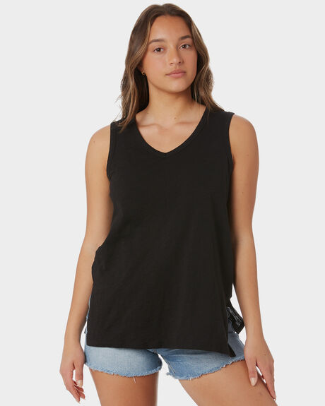 BLACK WOMENS CLOTHING BETTY BASICS T-SHIRTS + SINGLETS - BB298BLK