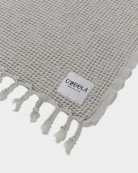 GREY WOMENS ACCESSORIES OZOOLA BEACHLIFE TOWELS - SQ4831196