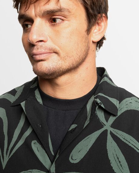 BLACK ABSTRACT ISLAN MENS CLOTHING QUIKSILVER SHIRTS - AQYWT03395-KVJ9