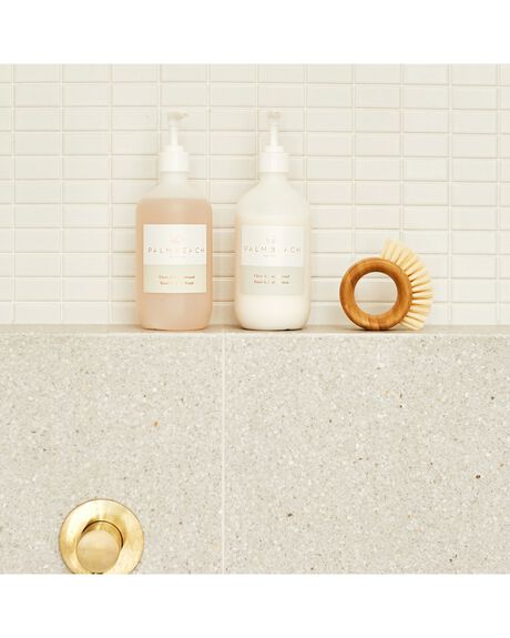 CLOVE SANDALWOOD HOME + BODY BODY PALM BEACH COLLECTION SKINCARE - PBC-GPHBCS