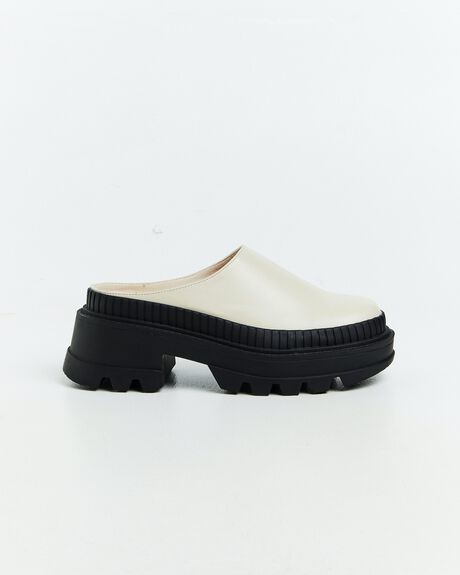 VANILLA/BLACK WOMENS FOOTWEAR ALICE IN THE EVE SANDALS - 52558300015
