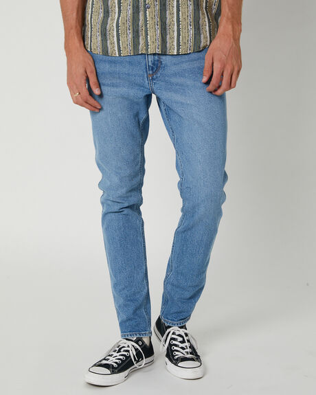BLUE MENS CLOTHING WRANGLER JEANS - W902607VJ3
