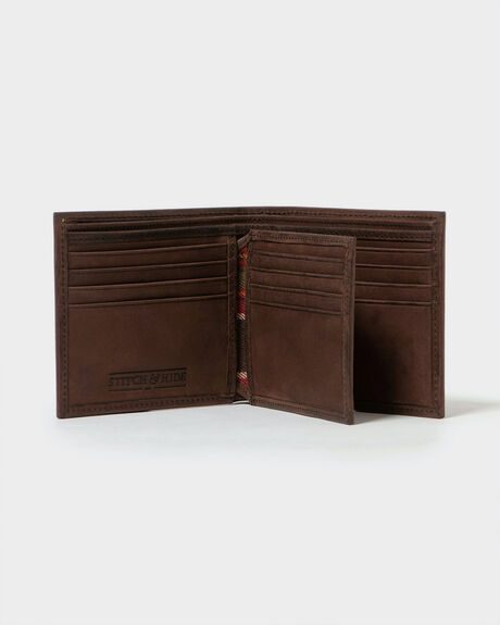 BROWN MENS ACCESSORIES STITCH AND HIDE WALLETS - MW_HENRY_BRN