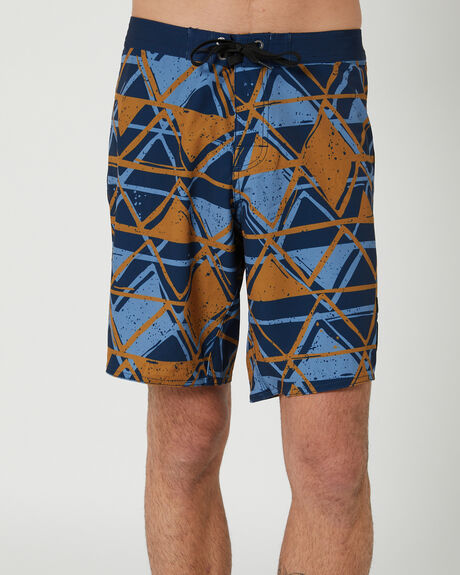 RETRO MENS CLOTHING TOWN AND COUNTRY BOARDSHORTS - TC223TRM01RTR