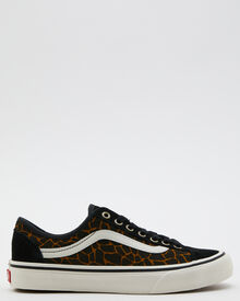 Giraffe vans best sale