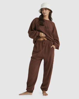 Billabong activewear sale
