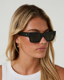 Surf stitch sunglasses sales