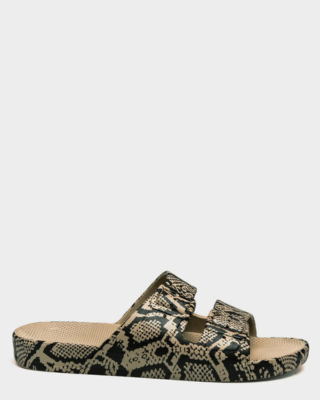 COBRA SANDS WOMENS FOOTWEAR FREEDOM MOSES SLIDES - FM-SNDSNK-34-35
