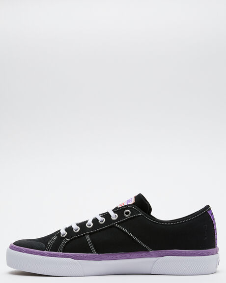 BLACK WHITE RAGE MENS FOOTWEAR GLOBE SNEAKERS - GBSURP20577