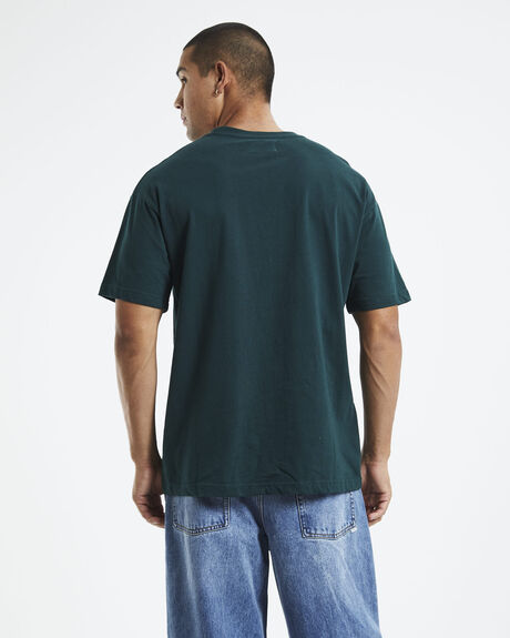GREEN MENS CLOTHING GENERAL PANTS CO. BASICS T-SHIRTS + SINGLETS - 37402700023