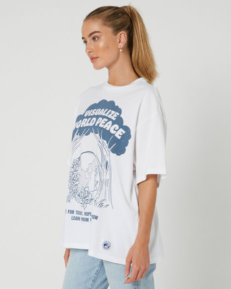 WORLD PEACE WOMENS CLOTHING LEVI'S TEES - A4924-0005