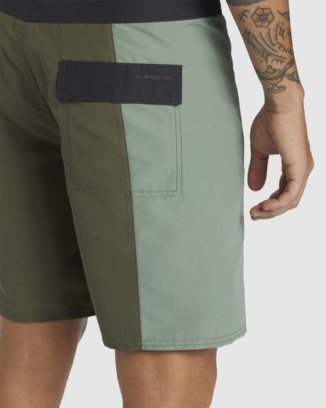 GRAPE LEAF MENS CLOTHING QUIKSILVER BOARDSHORTS - AQYBS03621-CRE0