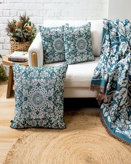 GREEN HOME + BODY HOME HENDEER FURNISHINGS - ATU-SCUSH