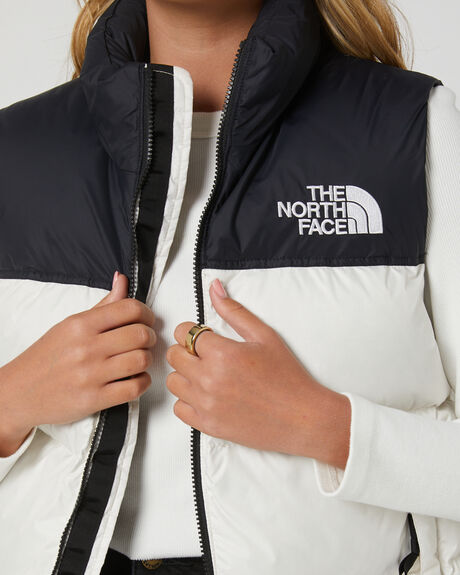 GARDENIA WHITE WOMENS CLOTHING THE NORTH FACE COATS + JACKETS - NF0A3XEPQ4C