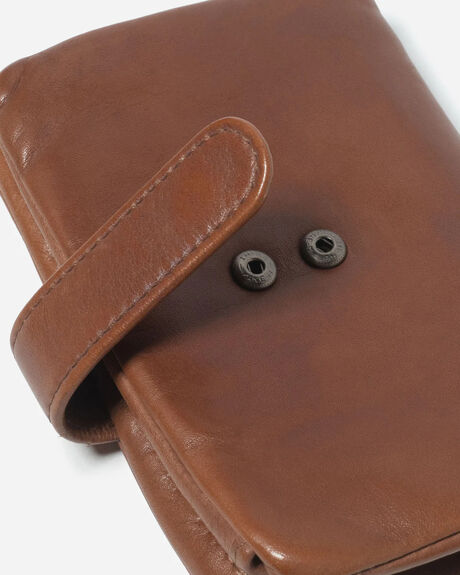 SADDLE WOMENS ACCESSORIES STITCH AND HIDE PURSES + WALLETS - SHW_NEWPRT_SAD