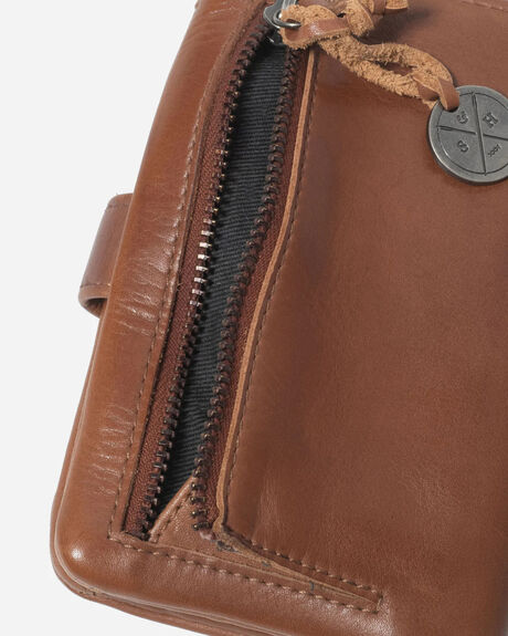 SADDLE WOMENS ACCESSORIES STITCH AND HIDE PURSES + WALLETS - SHW_NEWPRT_SAD