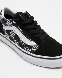 Girl vans on sale clearance