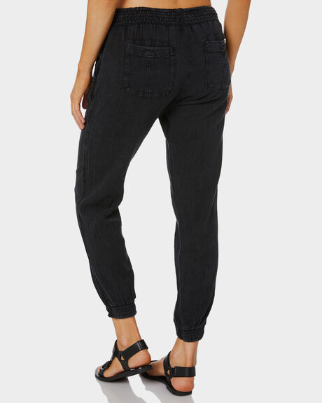 nike rip off pants
