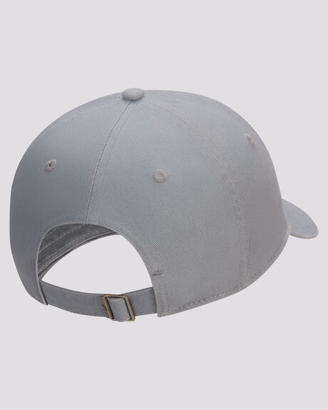 PARTICLE GREY WHITE MENS ACCESSORIES NIKE HEADWEAR - FB5368-073