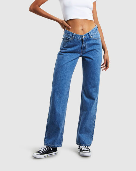 surfstitch.com | Emmy Low Rise V-Waist Straight Jeans