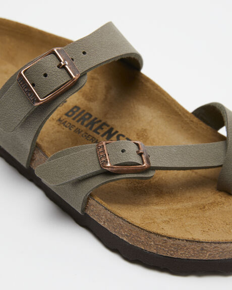 STONE WOMENS FOOTWEAR BIRKENSTOCK FASHION SANDALS - 071071STN