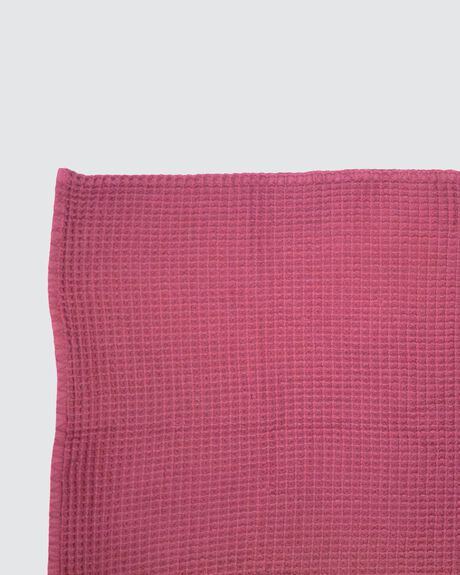 PINK HOME + BODY HOME BAMBURY FURNISHINGS - BLVWTRPIN