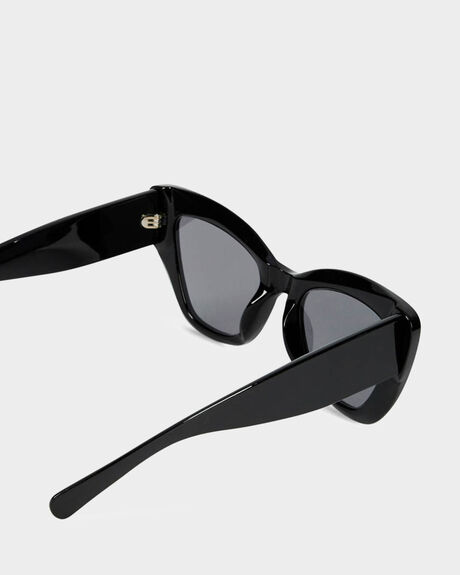 BLACK WOMENS ACCESSORIES REALITY EYEWEAR SUNGLASSES - REA-MUL-BLK