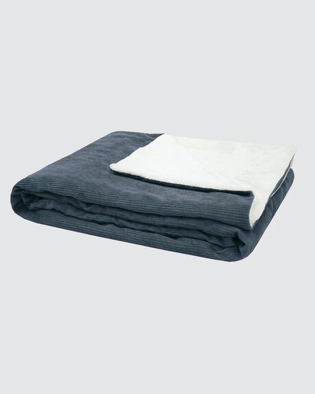 BLUE HOME + BODY HOME BAMBURY FURNISHINGS - BLVFLYTRBLU