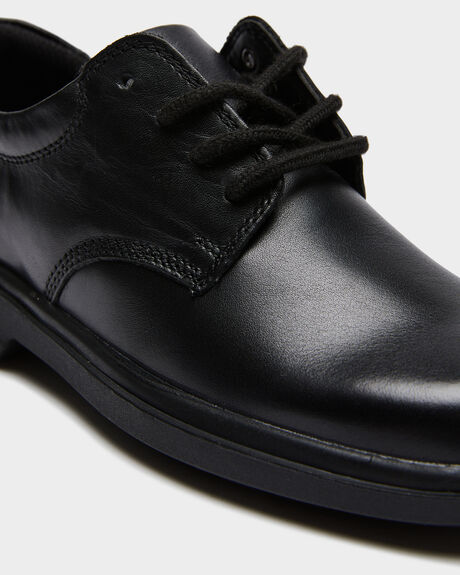 BLACK KIDS BOYS CLARKS SNEAKERS - 202134BLK