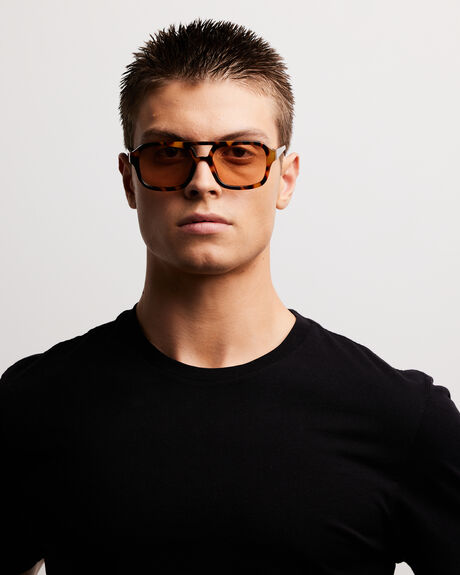 TURTLE MENS ACCESSORIES REALITY EYEWEAR SUNGLASSES - REA-RUN-TUR