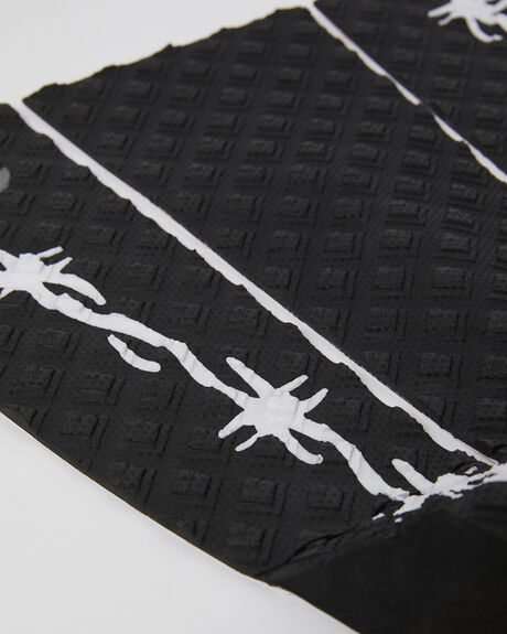 BLACK BARBED WIRE SURF ACCESSORIES CREATURES OF LEISURE TAILPADS - GJFL23BKBRWR