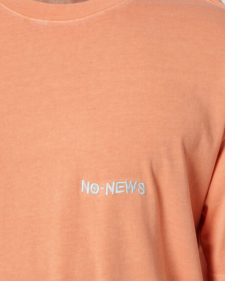 ORANGE PEACH MENS CLOTHING NO NEWS T-SHIRTS + SINGLETS - NNMS23205ORG