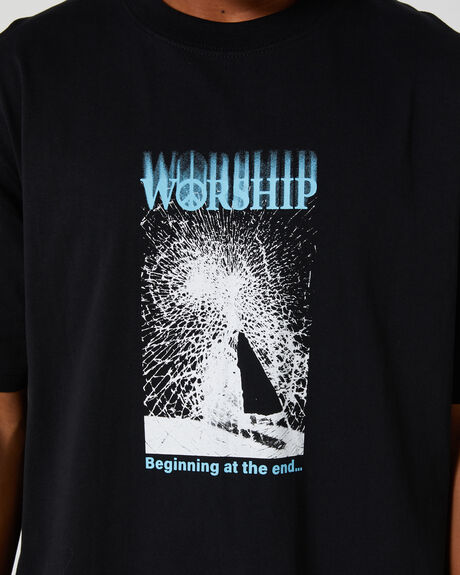 BLACK MENS CLOTHING WORSHIP GRAPHIC TEES - WORW23-114BBLACK
