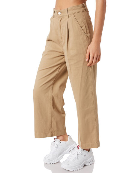 levi's khaki joggers