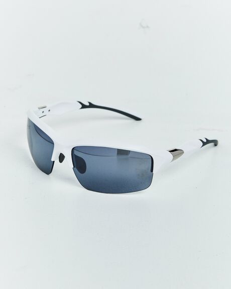 Pugs sunglasses style a2 top