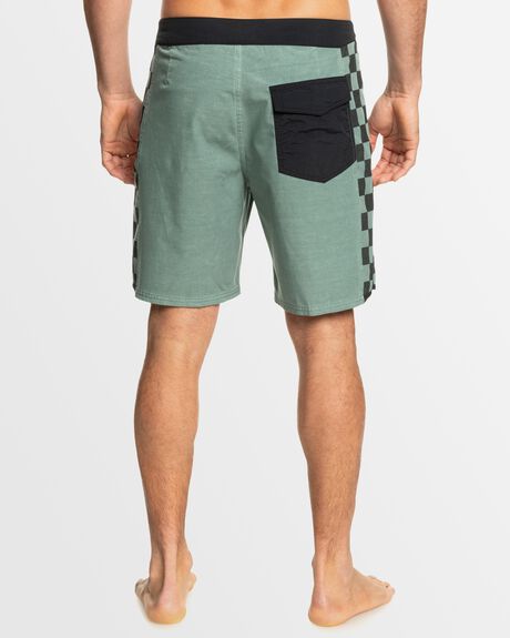 CHINOIS GREEN MENS CLOTHING QUIKSILVER BOARDSHORTS - AQYBS03619-GKB0