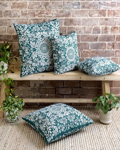 GREEN HOME + BODY HOME HENDEER FURNISHINGS - ATU-SCUSH