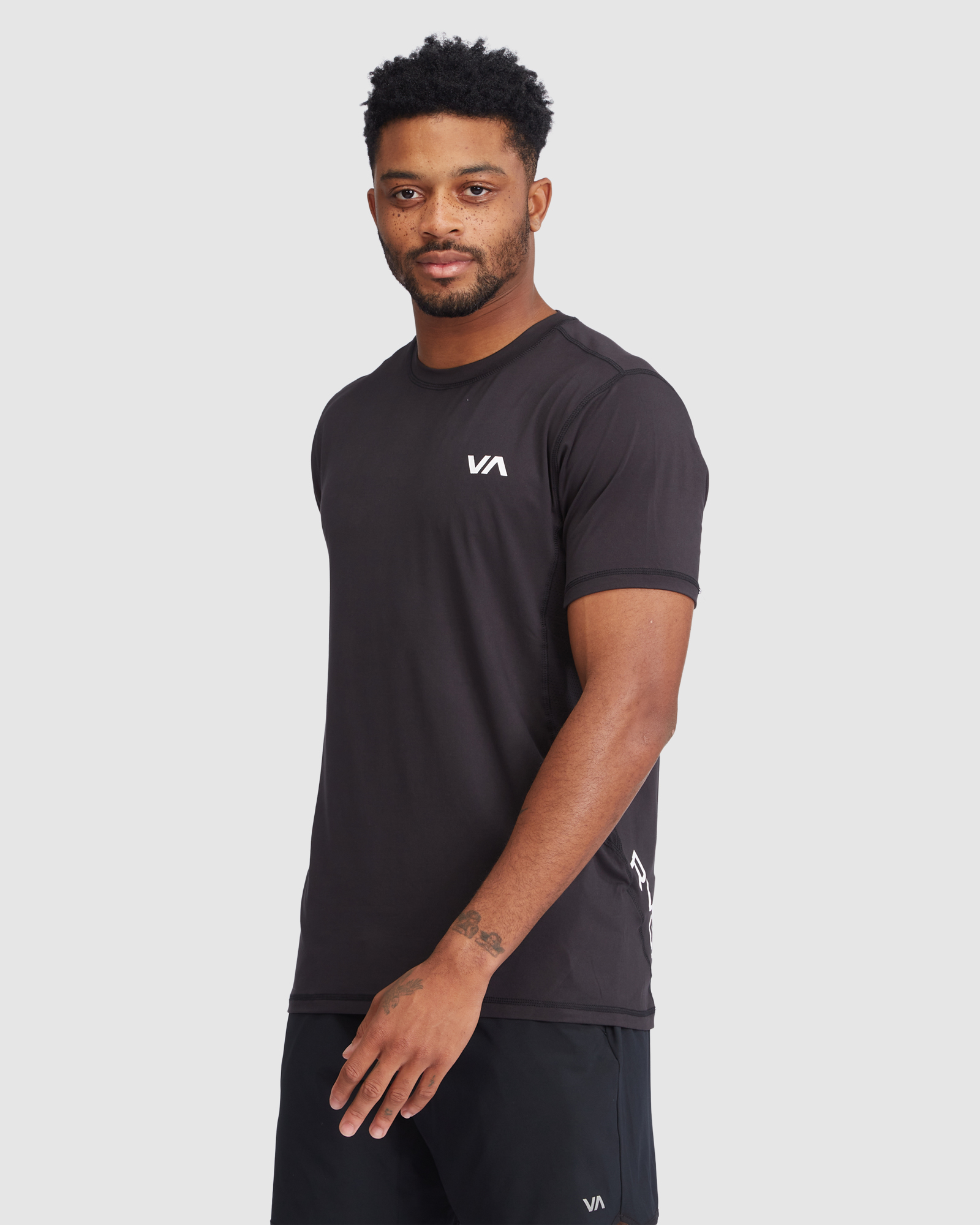 Rvca Sport Vent Ss Tee - Black | SurfStitch