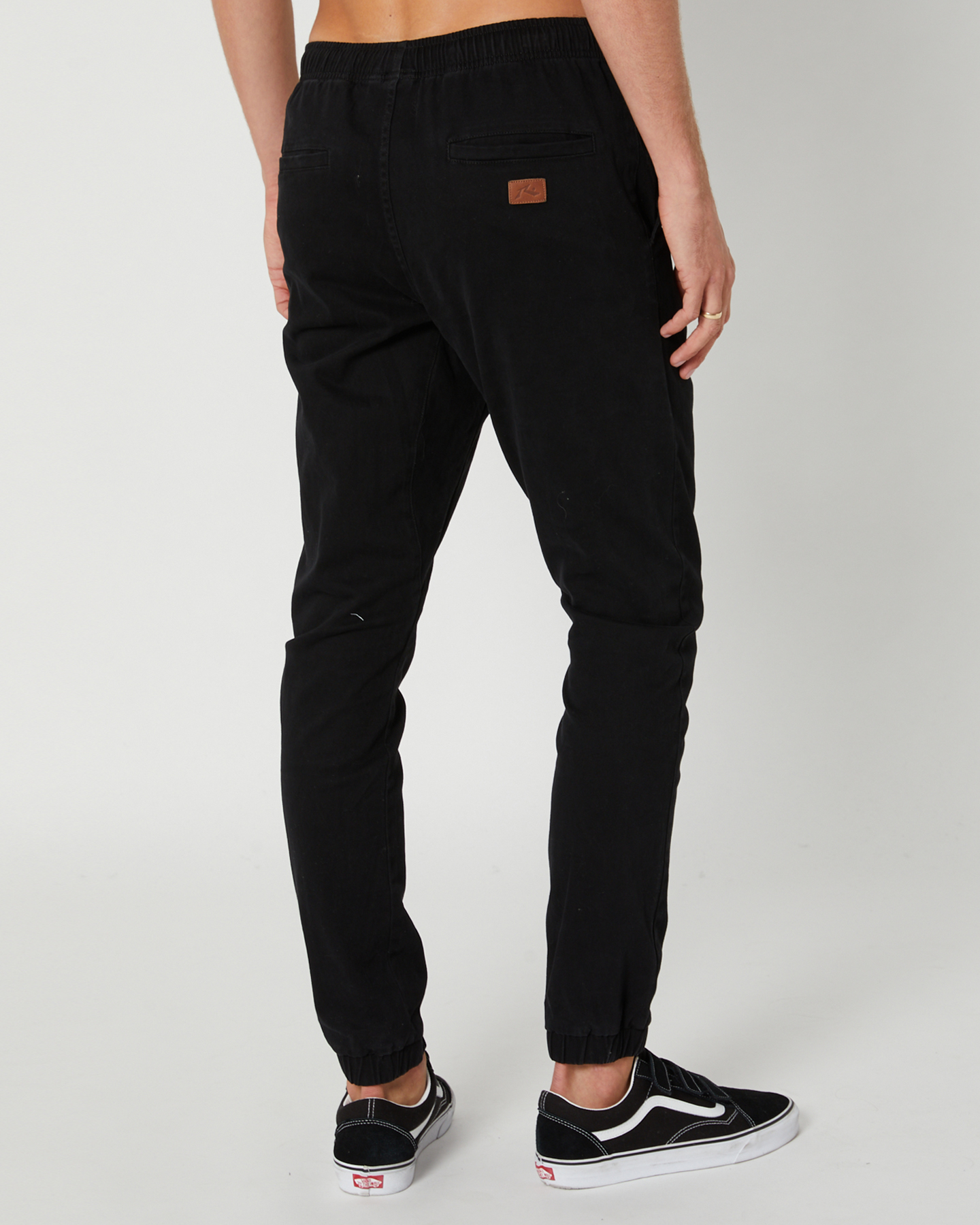 Rusty Hook Out Mens Jogger Pant - Black | SurfStitch