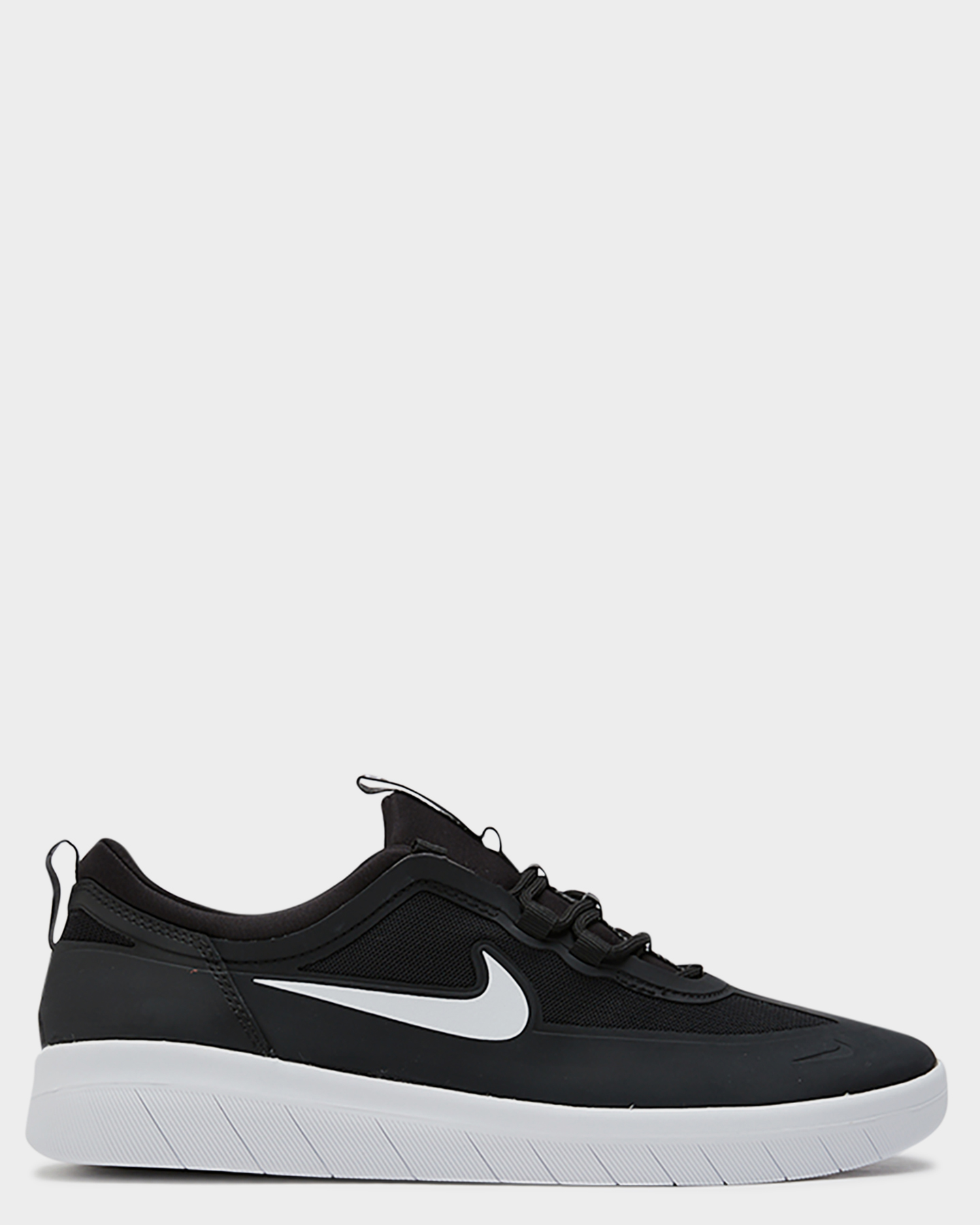 Críticamente Despido Rayo Nike Sb Nyjah Free 2 Shoe - Black White Black | SurfStitch