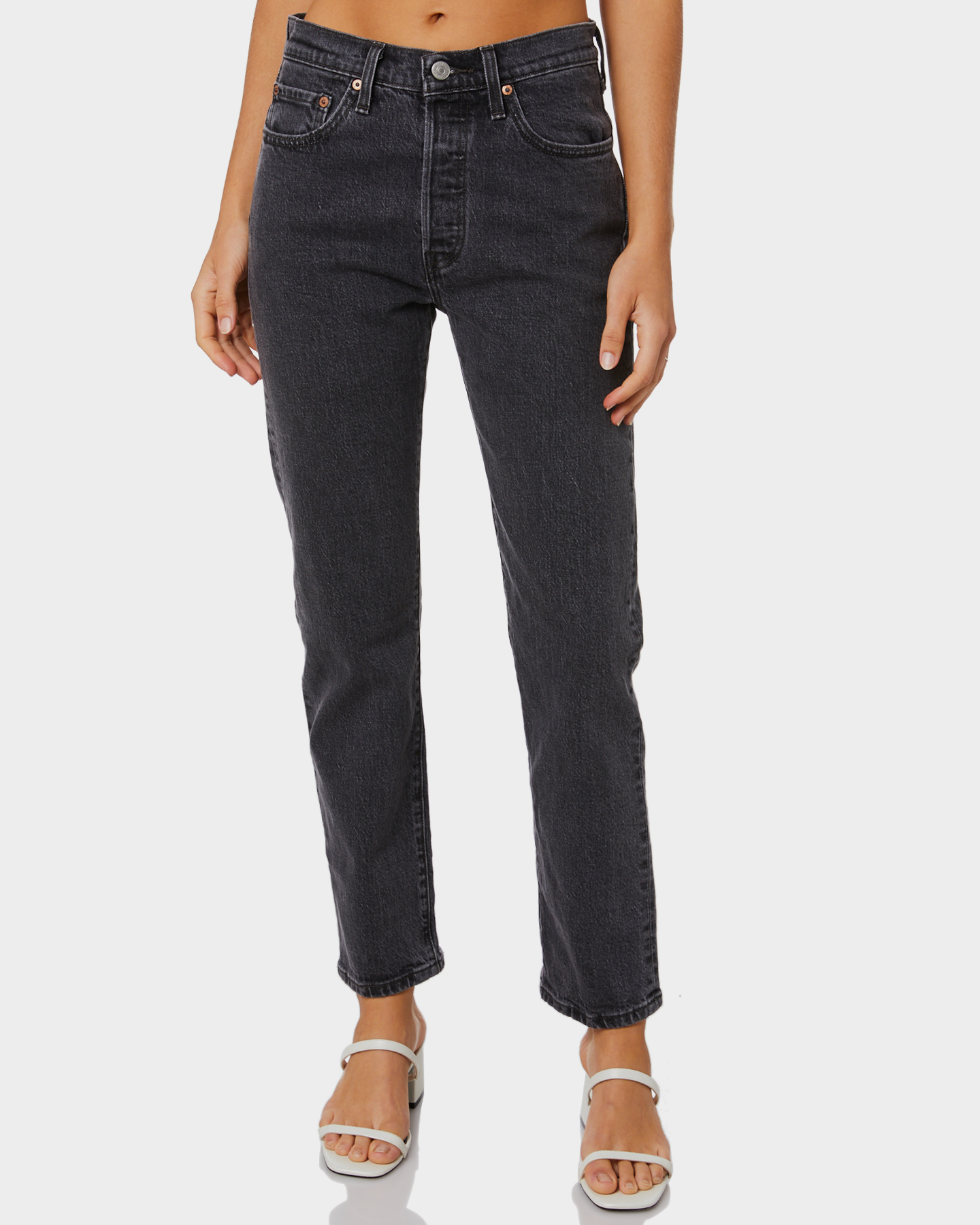 levi's cropped jeans womens