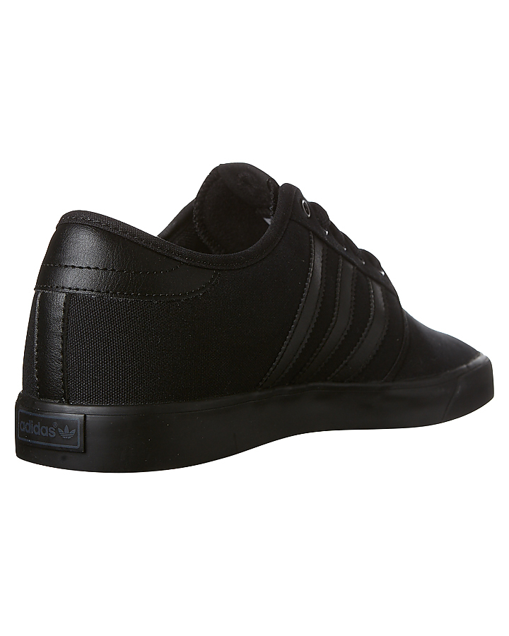 adidas black shoes without laces