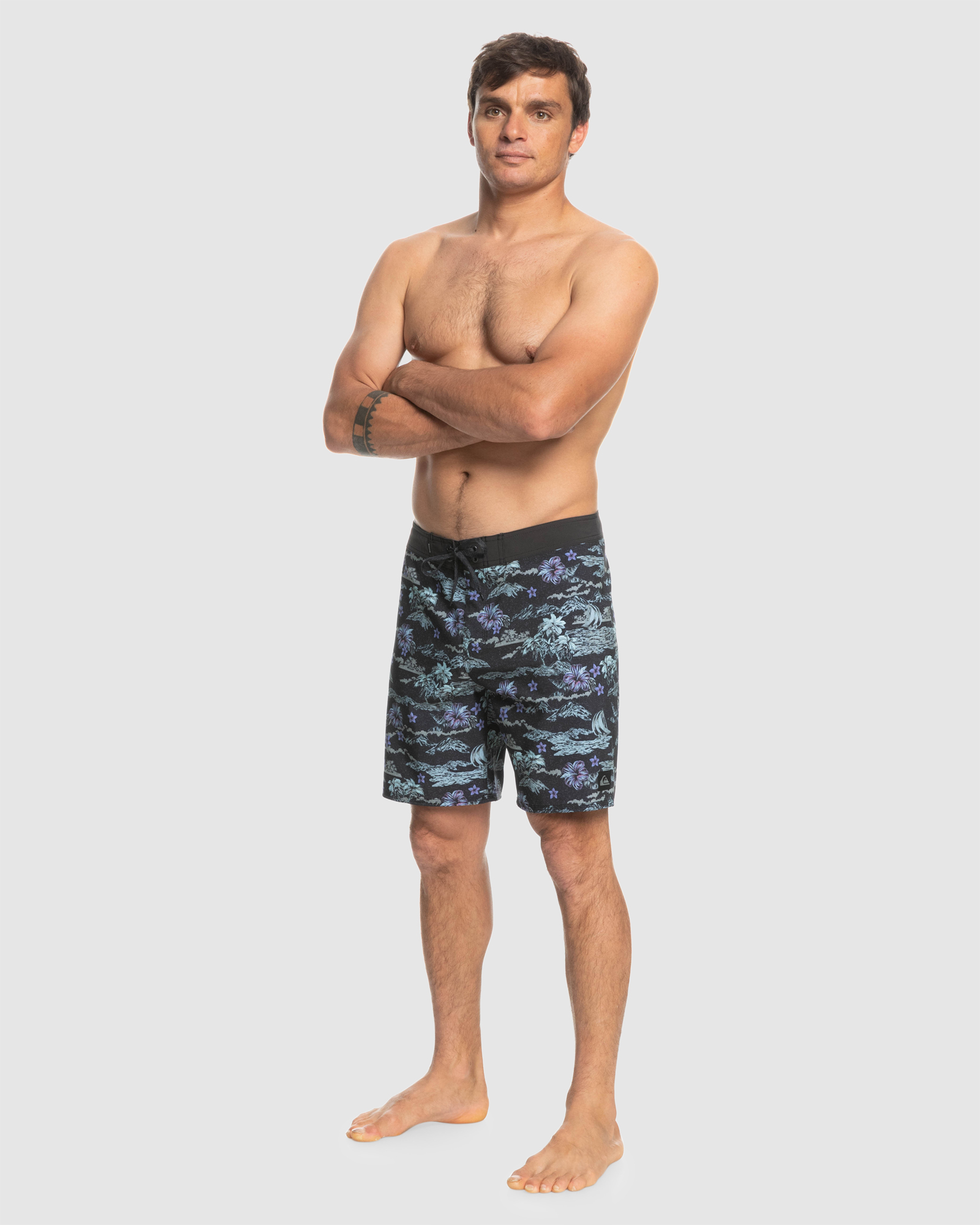 Quiksilver Surfsilk 69 18Inch - Board Shorts For Men - Tarmac | SurfStitch