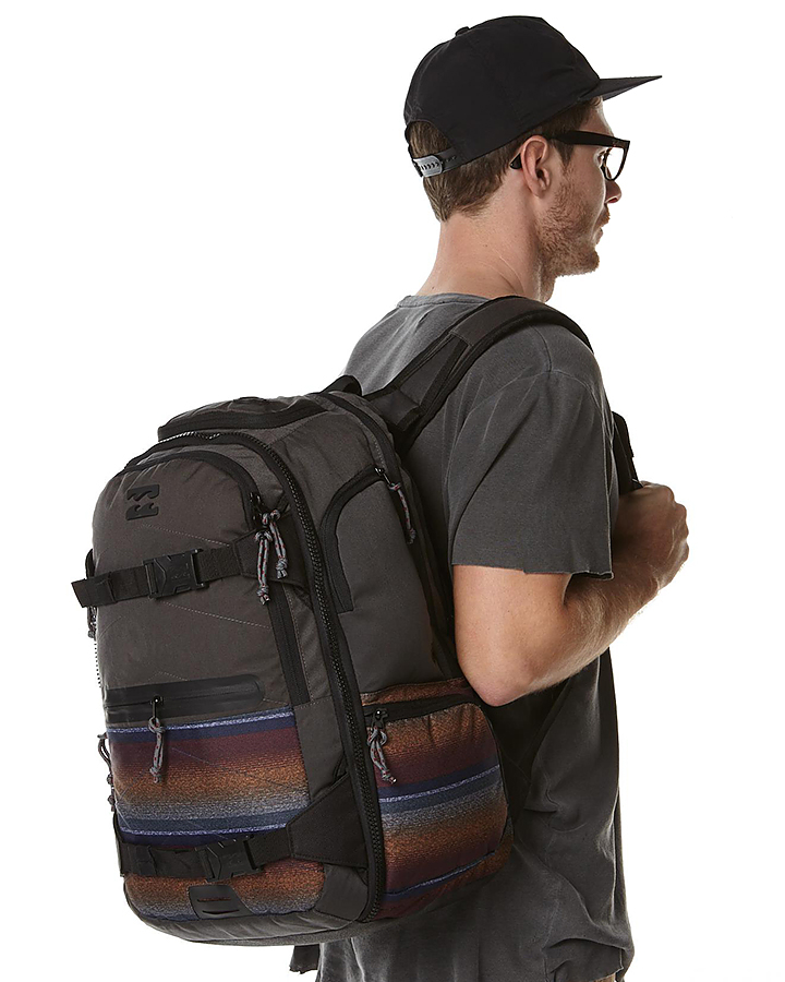 Billabong combat 35l backpack hotsell